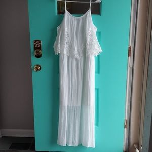 Elegant White Maxi Dress